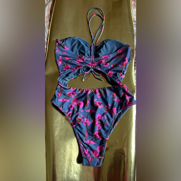 🌟 NWT VIX Fiore Gergia Onepiece swimsuit, size M 🌟 - Picture 7 of 9